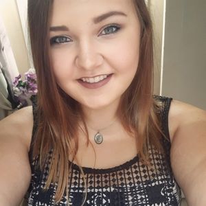 Meet your Posher, Lexie